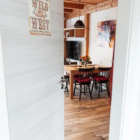 Wild West Апартаменты Эгинг
